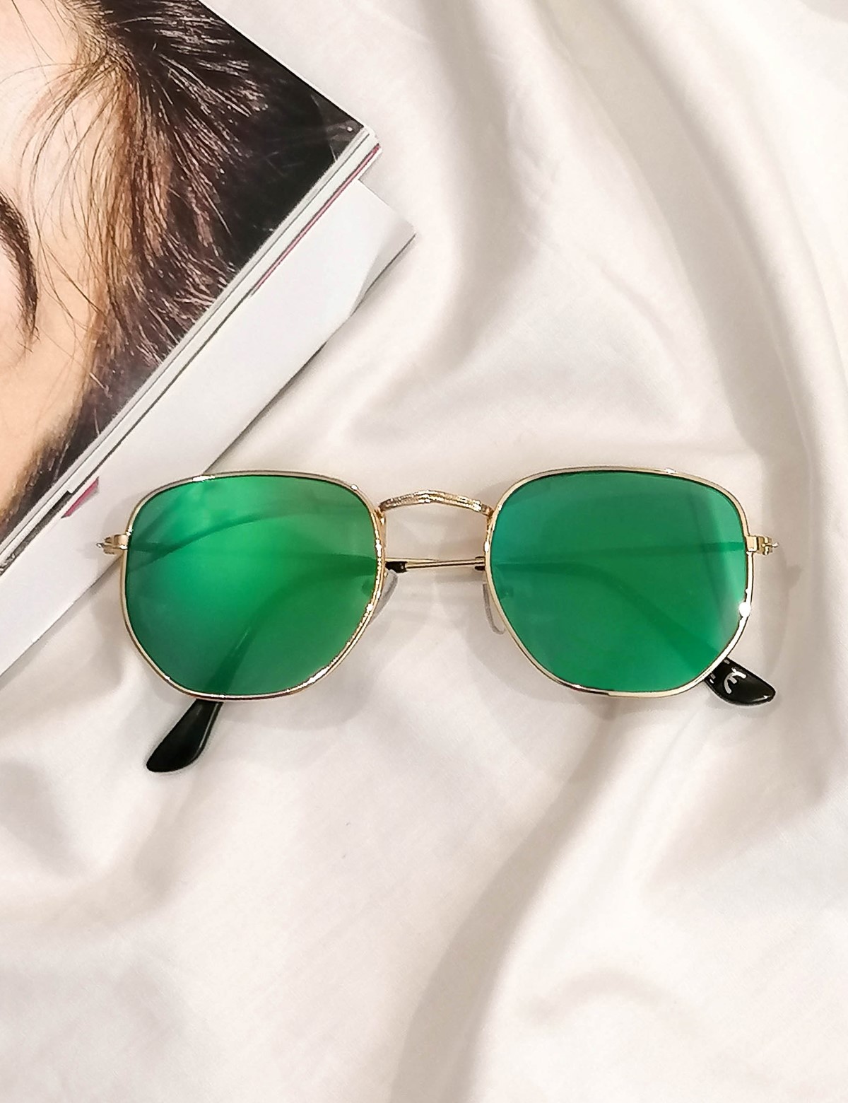 Γυναικεία πράσινο πολύγωνα γυαλιά ηλίου καθρέπτης με χρυσό σκελετό Luxury LS3065P
